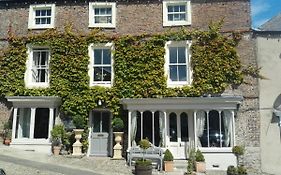 Lindmar House